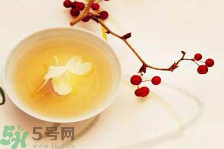 月經(jīng)期間可以喝茉莉花茶嗎？月經(jīng)期間喝茉莉花茶好不好？