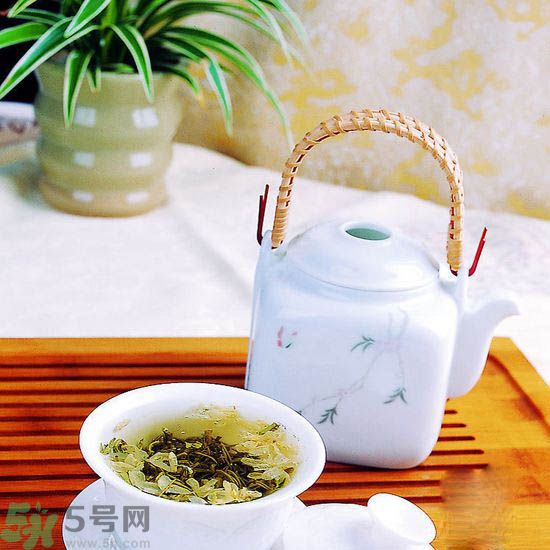 痛風(fēng)可以喝茉莉花茶嗎？痛風(fēng)喝茉莉花茶好嗎？