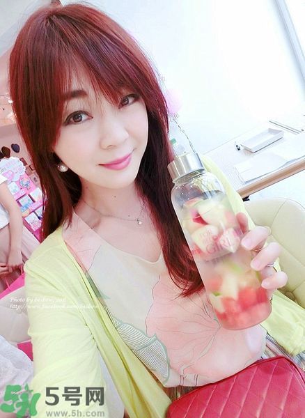 寵愛(ài)之名寵愛(ài)女孩面膜怎么樣？寵愛(ài)女孩礦物云絲面膜好用嗎？