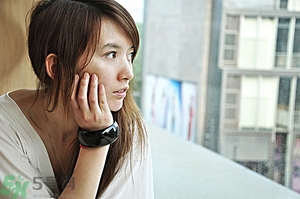 高冷是什么意思？別人說我高冷怎么辦？