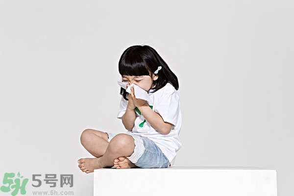 打噴嚏真的是有人在想你嗎？打噴嚏是有人罵你嗎？