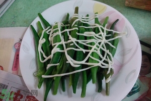 夏天秋葵怎么做好吃？秋葵在夏天怎么做？