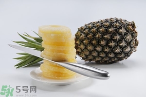 早上起來吃菠蘿好嗎？早餐吃菠蘿好嗎？