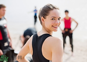 浮潛是什么意思？深潛和浮潛有什么區(qū)別？?