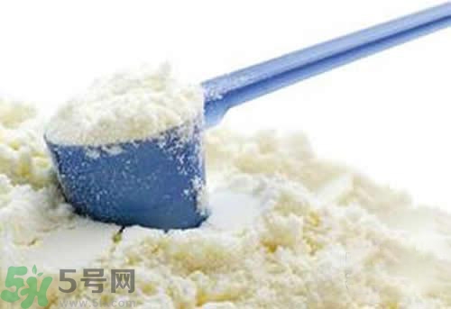 奶粉結(jié)塊是怎么回事？奶粉結(jié)塊可以吃嗎？