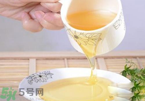 一天喝多少蜂蜜水合適？怎么正確喝蜂蜜水？