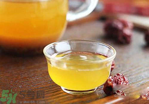 一天喝多少蜂蜜水合適？怎么正確喝蜂蜜水？