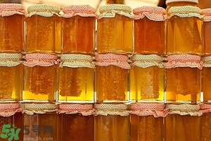 蜂蜜水一天喝幾次最好？一天喝多少蜂蜜水最好？