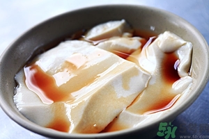 在家怎么制作豆腐腦？怎么制作豆腐腦呢？