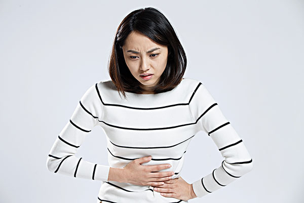 吃涼的胃疼是怎么回事？吃冷的肚子疼怎么辦？