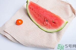 長(zhǎng)痱子擦什么好的最快？長(zhǎng)痱子了怎么辦？