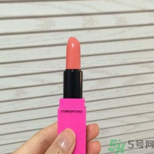 怎么選擇適合自己的口紅顏色？口紅顏色怎么選？