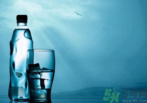 礦泉水和純凈水的區(qū)別是什么？礦泉水和純凈水哪個(gè)好？