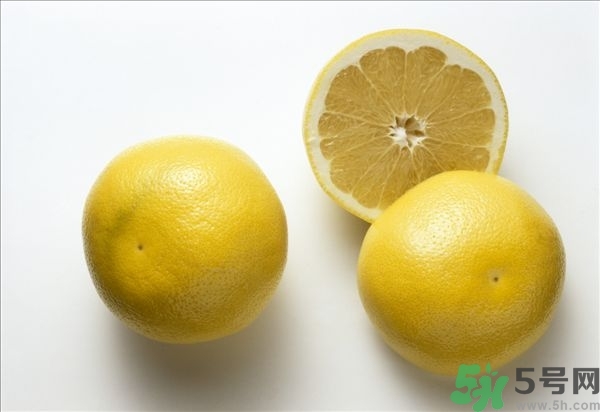 柚子是熱性的嗎？吃柚子要注意什么？