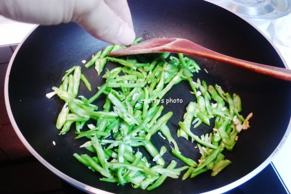 豆角隔夜還能吃嗎？隔夜的豆角能吃嗎？