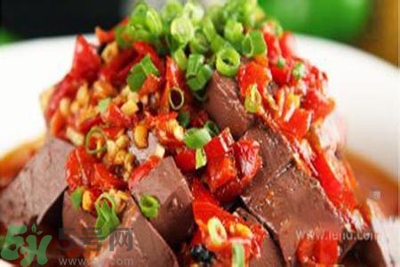 吃豬血會(huì)上火嗎？上火可以吃豬血嗎？