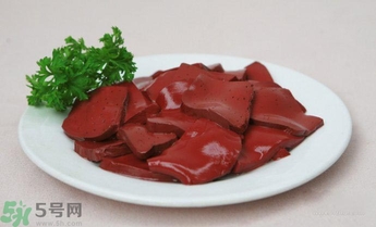 做完手術(shù)可以吃豬血嗎？手術(shù)后可以吃豬血嗎？
