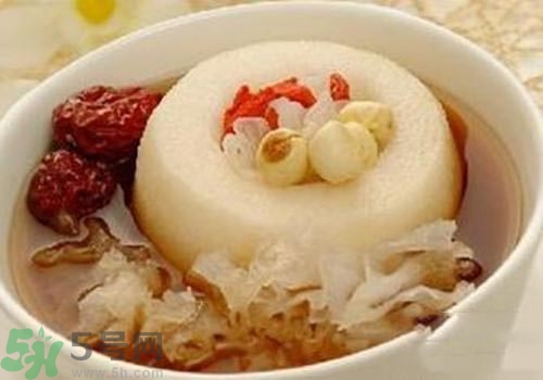 冰糖雪梨的熱量是多少？喝冰糖雪梨會胖嗎？