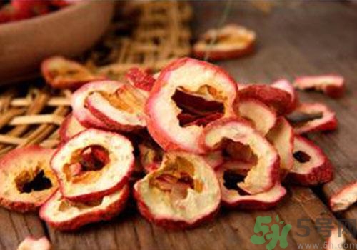 吃山楂片會上火嗎？上火可以吃山楂片嗎？