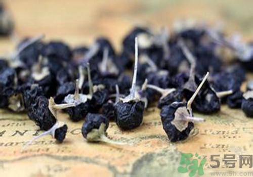 吃黑枸杞有什么好處？吃黑枸杞有什么壞處？