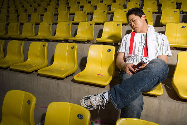 睡眠不足頭痛是什么原因？睡眠不足想吐怎么辦