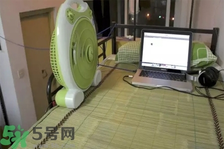 夏天睡涼席好嗎？夏天睡涼席好不好？