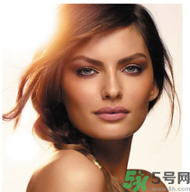 夏季如何保養(yǎng)皮膚？夏季為什么要保養(yǎng)皮膚？