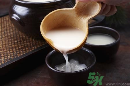 米酒是發(fā)物嗎？手術(shù)后可以吃米酒嗎？