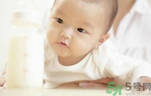 寶寶吃慣了奶瓶不吃母乳怎么辦？喂奶的正確方法