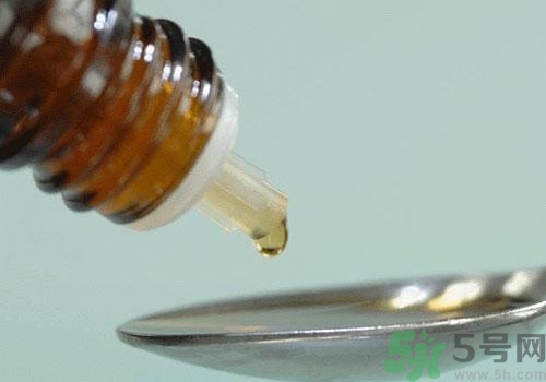 藿香正氣水和感冒藥能一起吃嗎？藿香正氣水不能和什么一起吃？