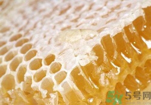 蜂膠什么時候吃最好？蜂膠吃多久才有效？