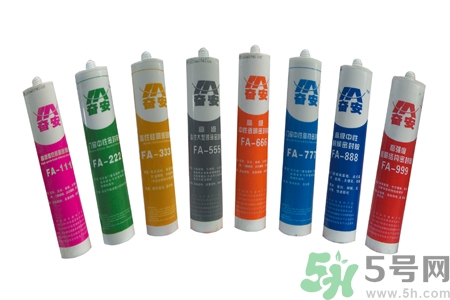 膠可以用什么洗掉？膠水怎么處理干凈？
