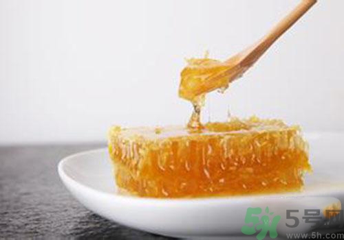 糖尿病可以吃蜂膠嗎？吃蜂膠降血糖嗎？