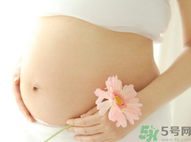 月子里怎么去妊娠紋？月子里吃什么可以去妊娠紋？
