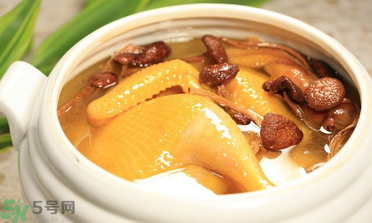 產(chǎn)后喝雞湯有什么好處？產(chǎn)后雞湯做法推薦