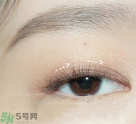 戴眼鏡怎么化妝？眼鏡妝怎么畫