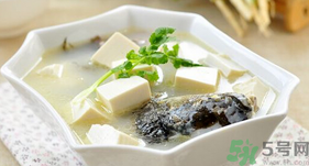 孕婦喝鯽魚湯有什么好處？孕婦喝鯽魚湯的功效與作用