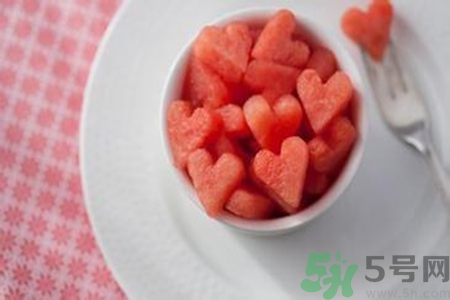 秋季為什么不能吃瓜？秋季吃瓜有什么危害？