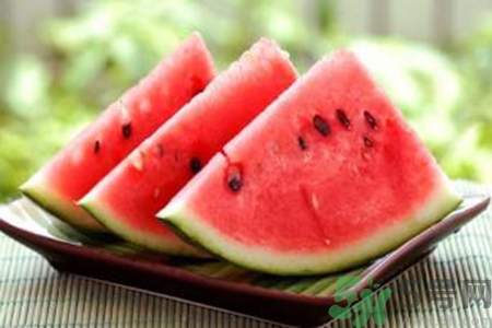 秋季為什么不能吃瓜？秋季吃瓜有什么危害？