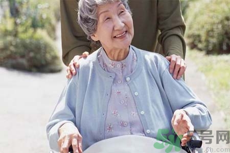 帕金森的易發(fā)人群有哪些？如何預(yù)防帕金森？