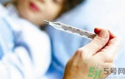 寶寶發(fā)燒多少度要吃退燒藥？寶寶發(fā)燒退燒藥多久吃一次？