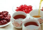 心腦血管病人吃什么食物好？如何預(yù)防心腦血管疾?。?><p><strong>心腦血管病人吃什么食物好？如何預(yù)防心腦血管疾?。?/strong></p></a></li> <li><a href=