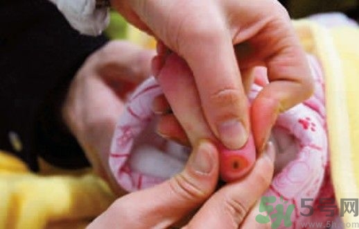 親子鑒定結(jié)果多長時(shí)間能出來?親子鑒定結(jié)果怎么看