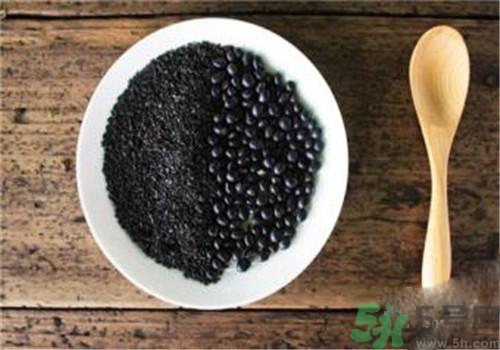 眼睛干澀吃什么好？眼睛疲勞吃什么好？