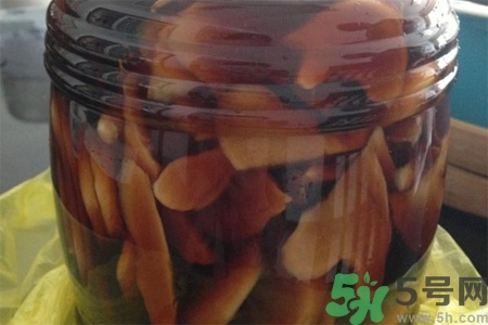 每天吃三片醋泡姜有什么好處？生姜泡醋的作用有哪些？