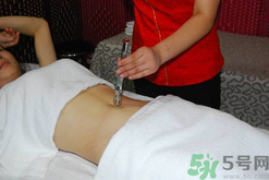 為什么說秋季是艾灸養(yǎng)生最好的季節(jié)？秋季艾灸養(yǎng)生的注意事項