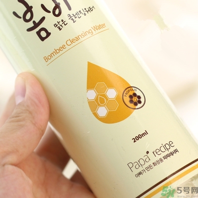 春雨卸妝水好用嗎？春雨卸妝水怎么使用？
