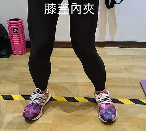 深蹲的正確做法 深蹲的標(biāo)準(zhǔn)動(dòng)作是怎樣的？