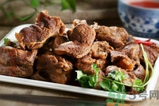 過敏性鼻炎可以吃牛肉嗎？過敏性鼻炎能不能吃牛肉？