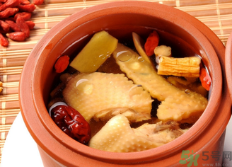 秋季干燥喝什么湯最好？秋季養(yǎng)生湯推薦